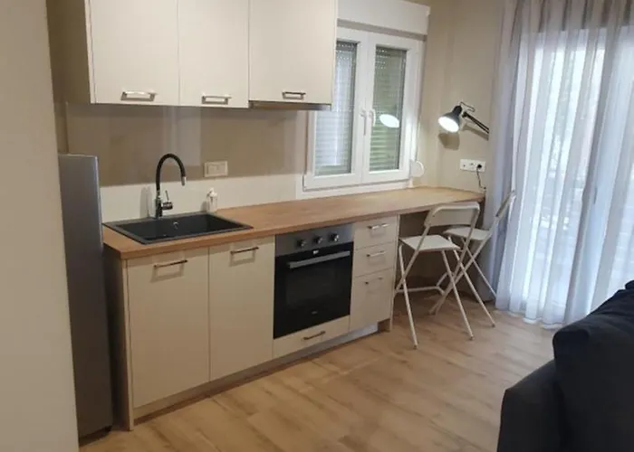 Airnest Comfort * سالونيك